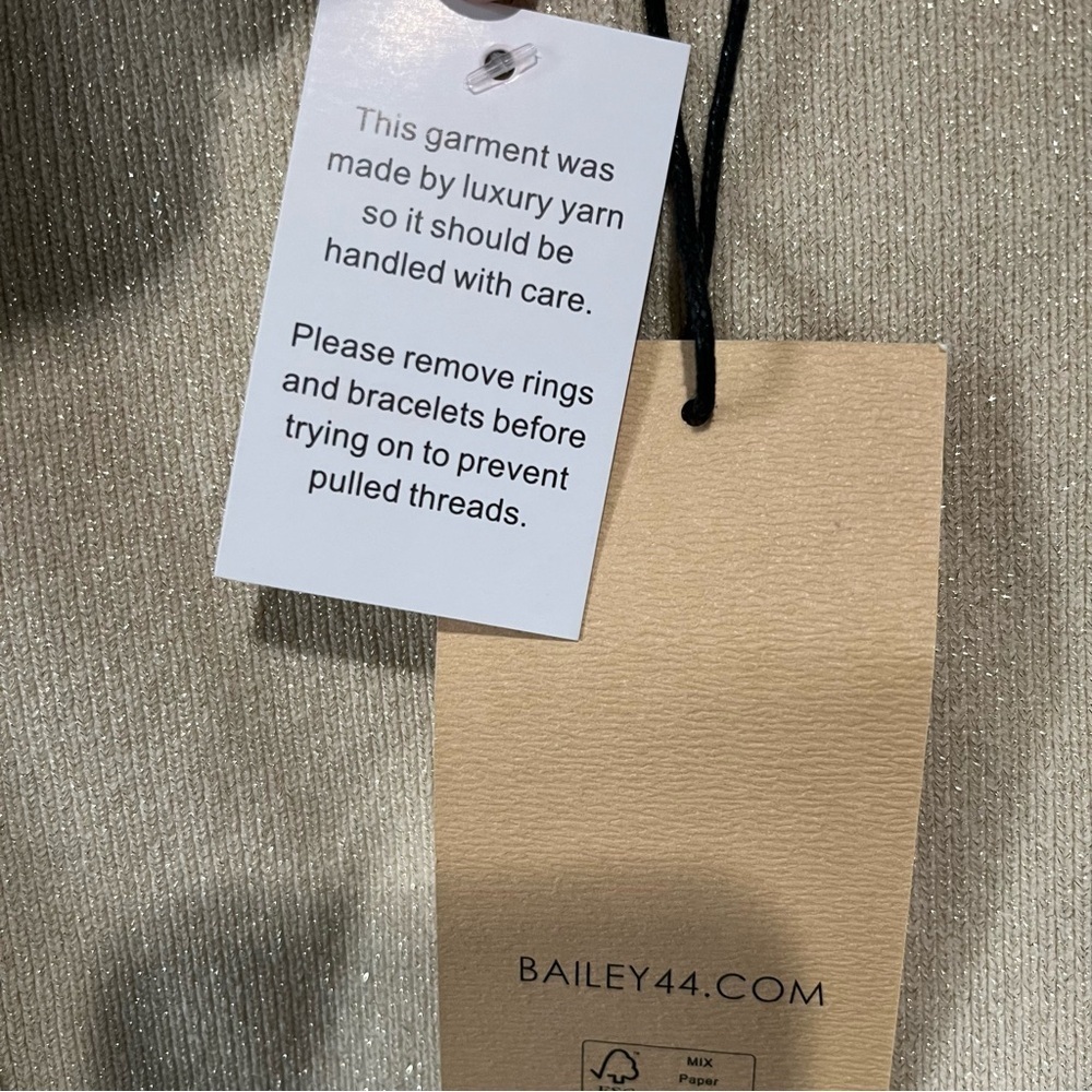 BAILEY/44-NWT Nude Neutral Light Tan Sleeveless Sparkly Top Size L - Picture 4 of 5